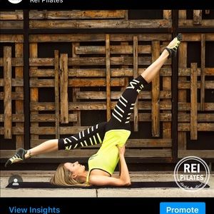 Alo yoga Capri leggings NWT